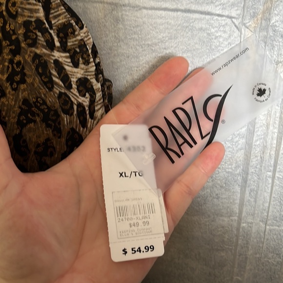 NWT animal print shark bite hem dress - Picture 6 of 10